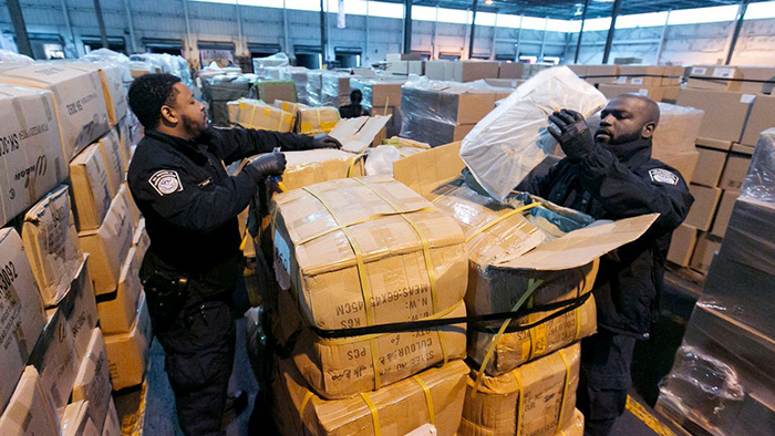 U.S. Signals Crackdown on Counterfeit Goods Sold Online